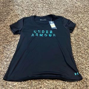 UA womens loose fit tee